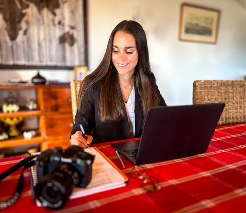 photo-romane-sigaud-communication Portrait professionnel de Romane SIGAUD, chargée de communication freelance, freelance en communication